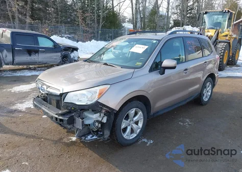 2015 Subaru Forester 2.5I Premium z USA, uszkodzony, nr VIN JF2SJADC5FH458855